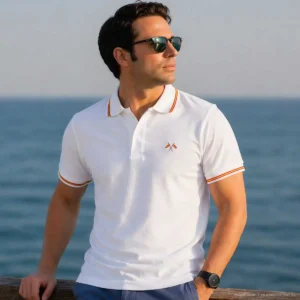 Polo blanco con banderas cruzadas de España hombre