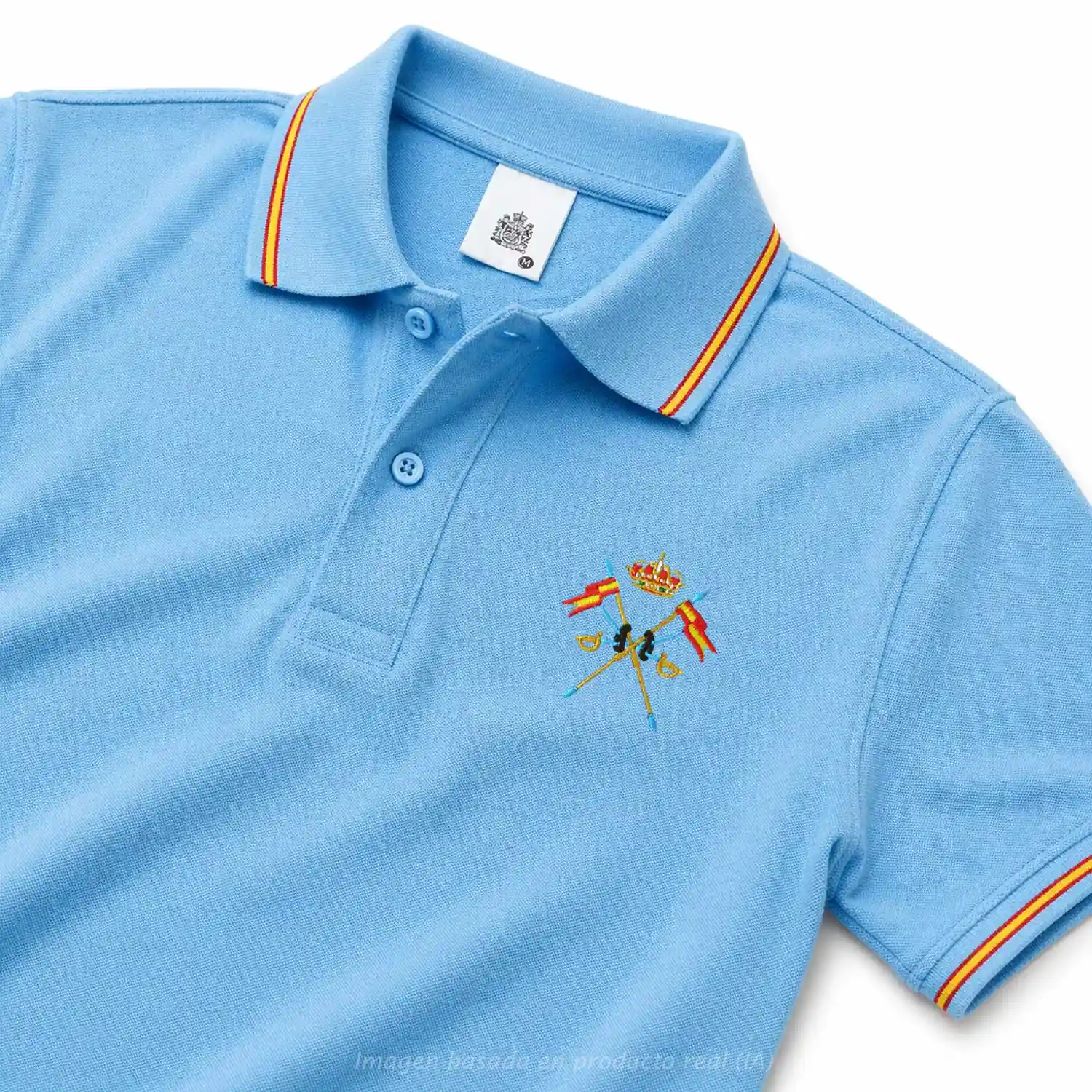Polo caballería española celeste detalle cuello bandera España