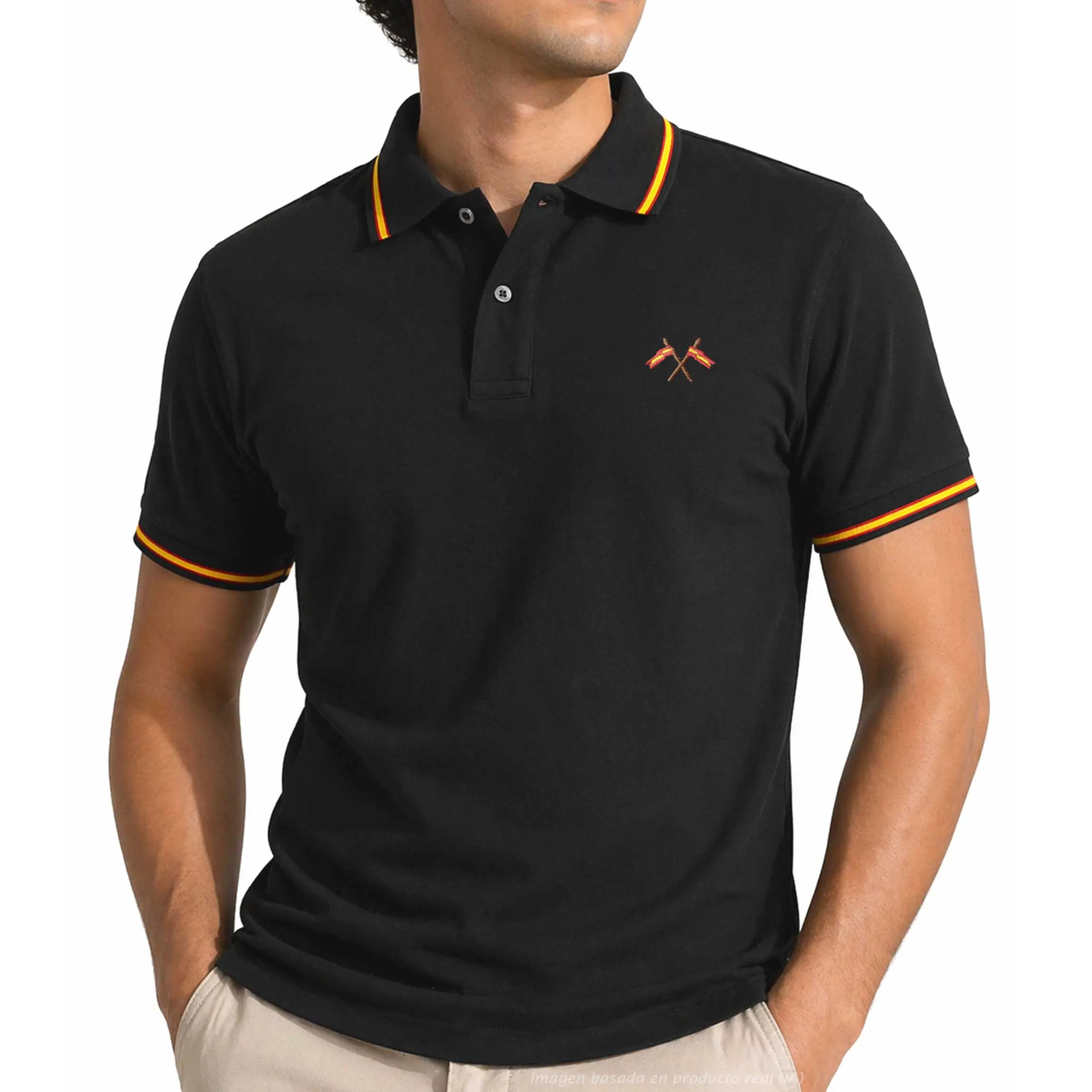 polo negro con banderas de España cruzadas frontal