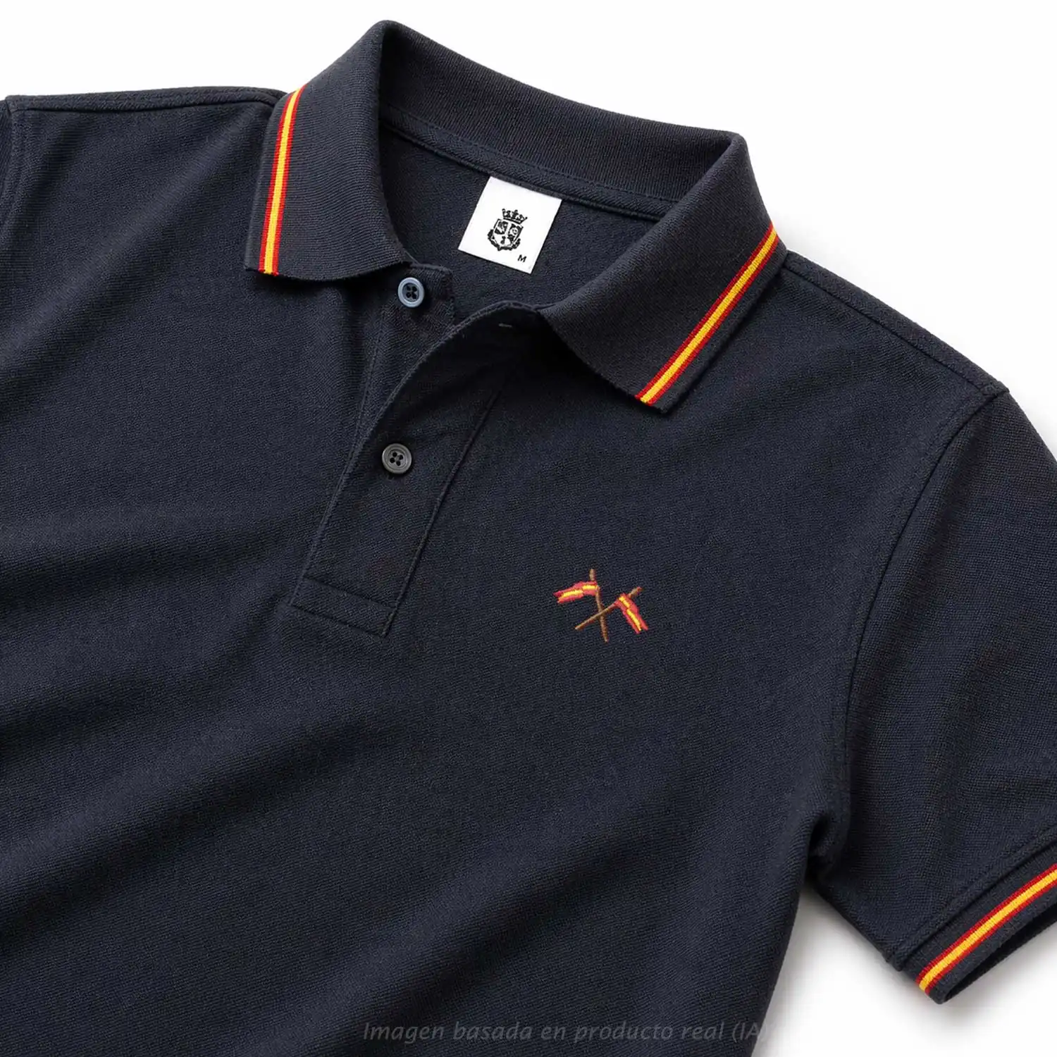polo negro con banderas de España cruzadas