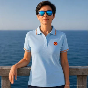 Polo Escarapela celeste mujer con escarapela bordada y bandera de España