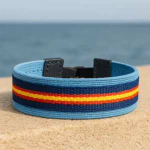 Pulsera celeste España marino vista al aire libre