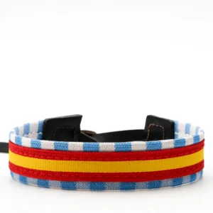 Pulsera cuadros celeste España vista frontal