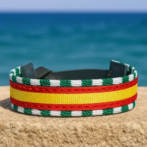 Pulsera cuadros verde España vista aire libre